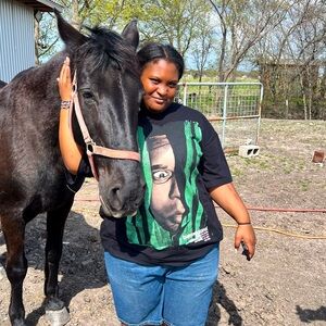 Meet your Posher, Amiya